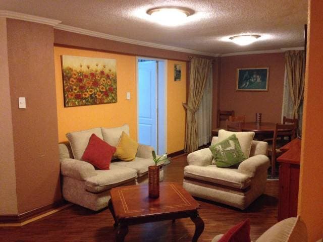 HERMOSO DEPARTAMENTO AMOBLADO PONCEANO ALTO — foto 1