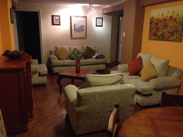 HERMOSO DEPARTAMENTO AMOBLADO PONCEANO ALTO — foto 3