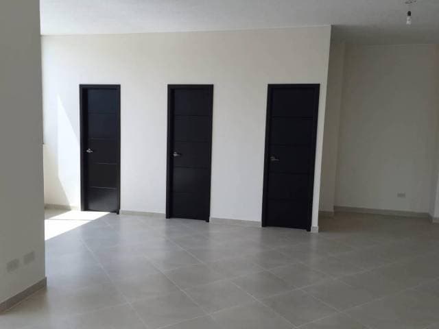 EDIFICIO EN RENTA O VENTA SECTOR AMAZONAS 1800 M2 — foto 3