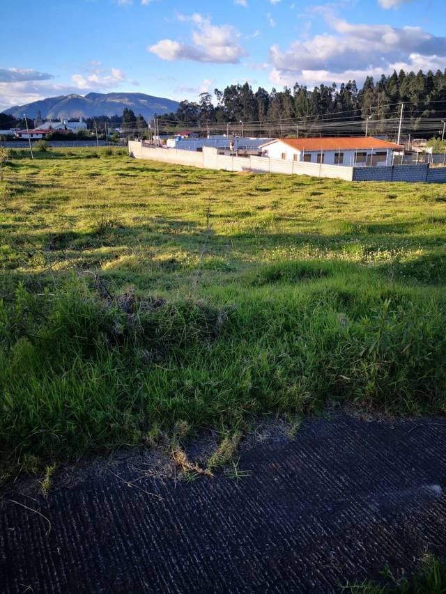 Vendo terreno de 1200 m2 Sector Sangolquí — foto 2