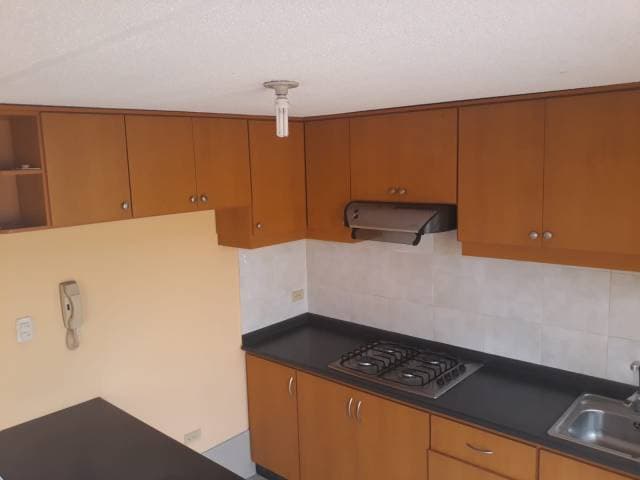 ALQUILER DUPLEX EN HUACHI CHICO — foto 8