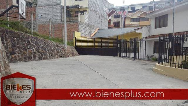 Casa en conjunto cerrado, Sector Monay Shopping — foto 1