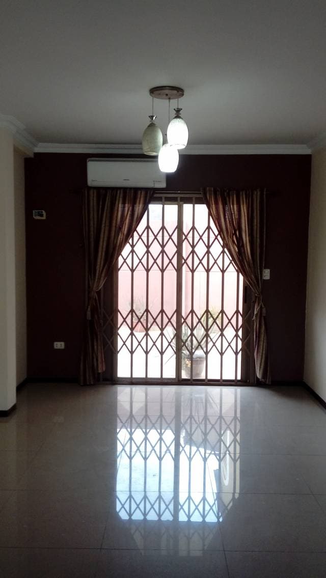 Urb La Joya etapa Ambar casa 2 plantas esquinera. — foto 2
