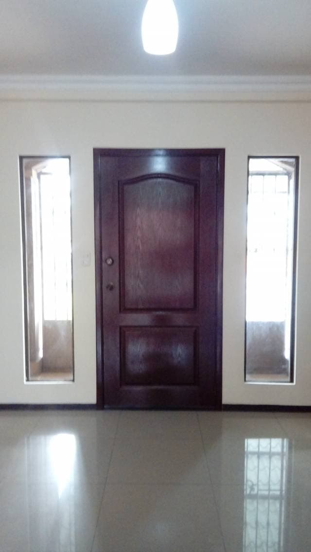 Urb La Joya etapa Ambar casa 2 plantas esquinera. — foto 7