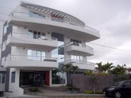 Se vende departamento en Manta - Vista al mar