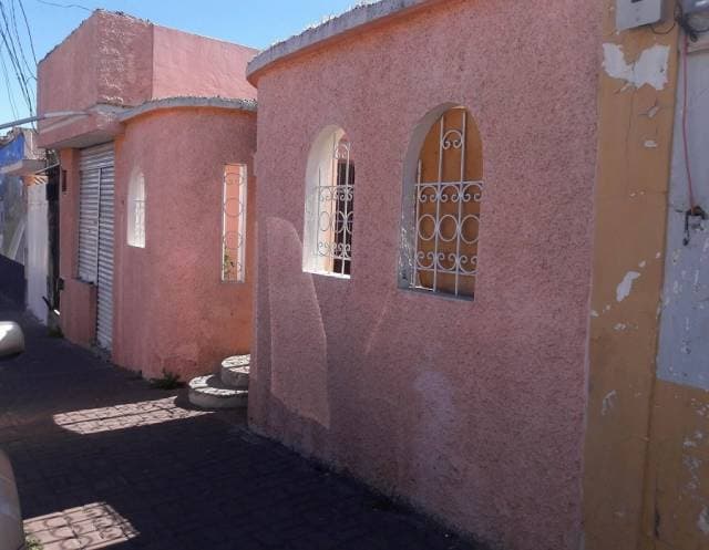 EN SAN ANTONIO VENDO CASA CON TERRENO — foto 1
