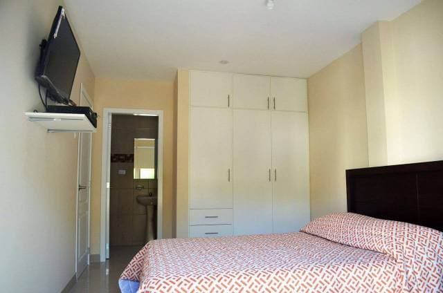 SUITES Y  HABITACIONES AMOBLADAS MANTA — foto 4