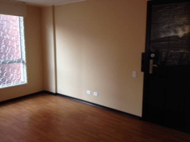 ARRIENDO DEPARTAMENTO EN CONJUNTO PRIVADO, CARCELEN — foto 1