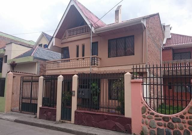 CASA RENTERA EN TOTORACOCHA — foto 2