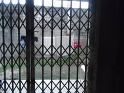 Guayacanes. Villa 2 pisos 3 dormitorios. Vehicular. Medianera. Privada  $85.000,oo