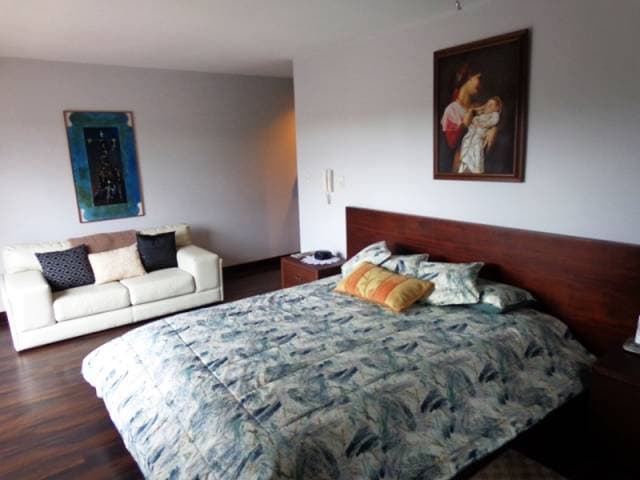 Vendo Departamento en Zona Exclusiva de Cuenca — foto 5