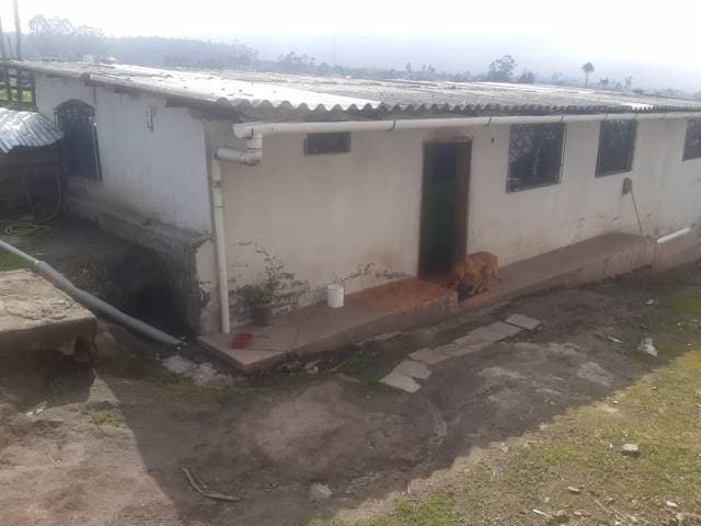 Casa y terreno en venta — foto 1