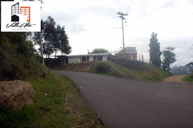TERRENO AMPLIO Y FUNCIONAL EN SAN CRISTOBAL — foto 11