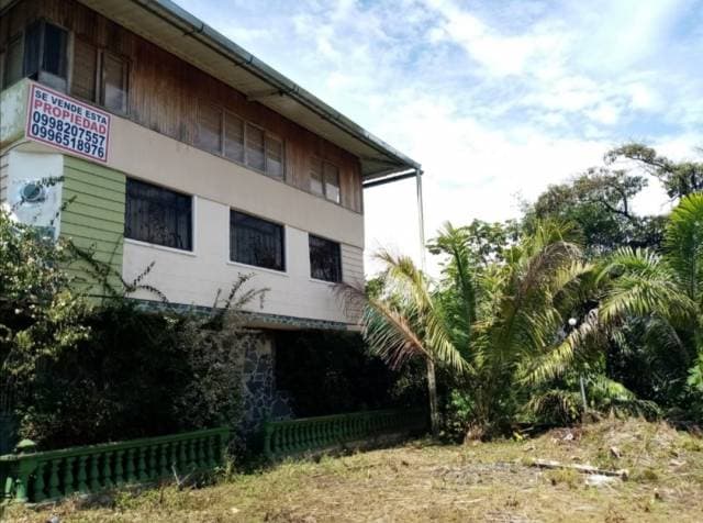 casita con buena vista y amplio terreno — foto 1