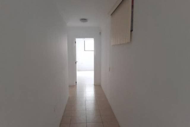 VENTA DE OPORTUNIDAD! CERCA DE CENTROS COMERCIALES! — foto 3