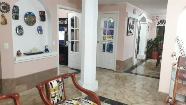 Venta de casa por viaje — foto 2
