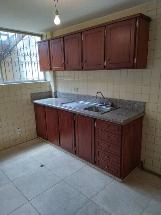 Arriendo casa con 3 habitaciones — foto 3