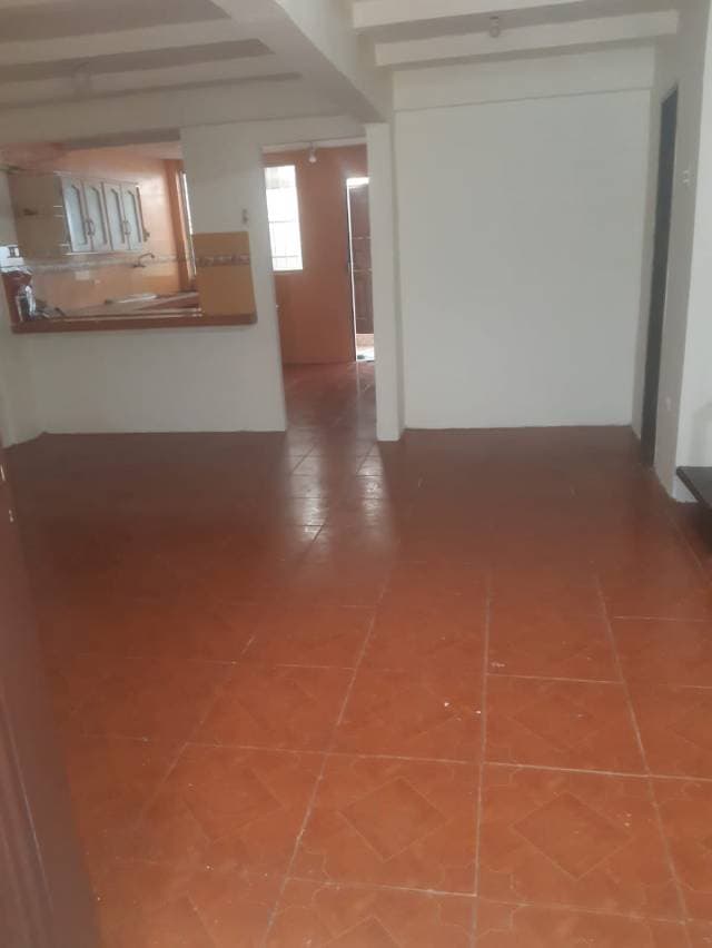 ALQUILER CASA URB. BEATA MERCEDES MOLINA — foto 5