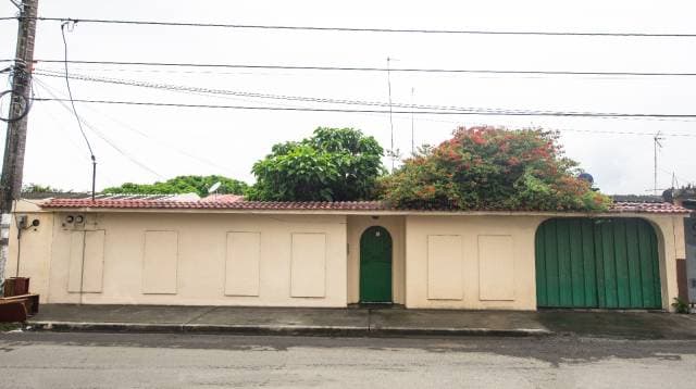 HERMOSA CASA DUPLEX CON DEPARTAMENTO AMPLIO — foto 4