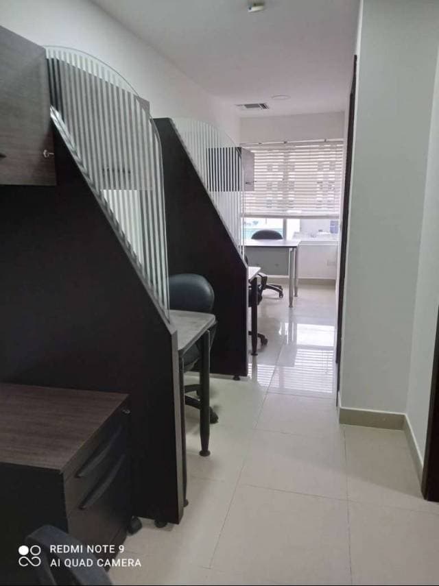 ALQUILER Oficina - Centro Empresarial Colón — foto 3