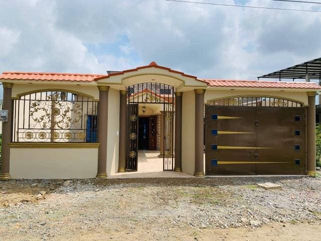 Hermosa y elegante casa — foto 2