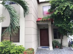 SE VENDE CASA FAMILIA EN GUAYAQUIL URB. LA JOYA ETAPA RUBI