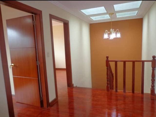 AMPLIA CASA DE VENTA EN SAN PEDRO DE EL CEBOLLAR — foto 4