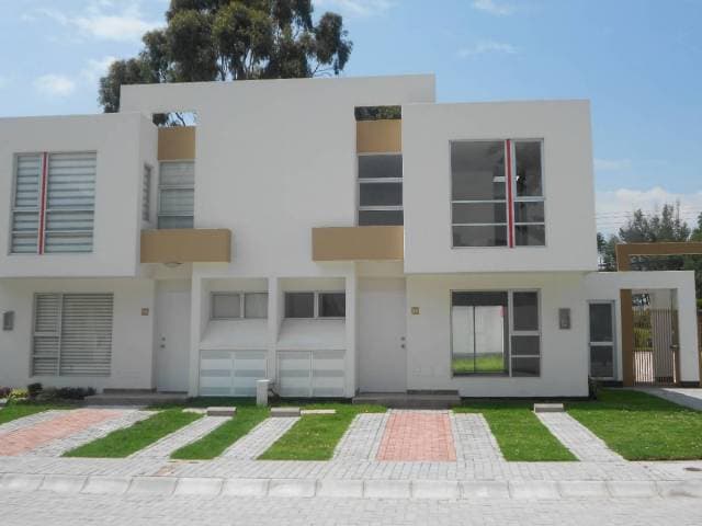 Vendo hermosa casa en lugar privilegiado — foto 2