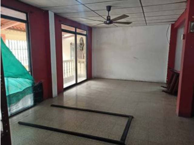 Casa en venta en la Alborada X etapa. Ubicación ideal! — foto 4