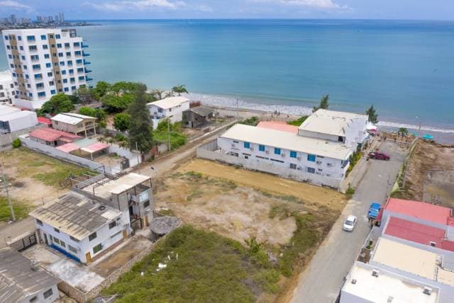 Hermoso terreno a 30 metros del mar — foto 2