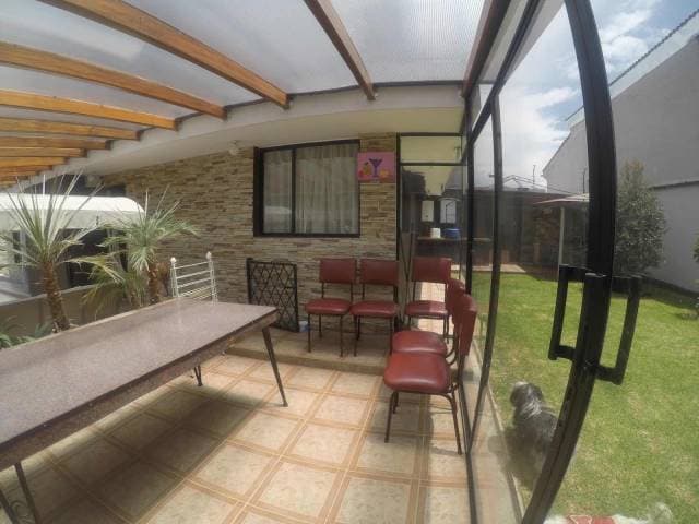 CASA DE OPORTUNIDAD (PRECIO NEGOCIABLE) — foto 2