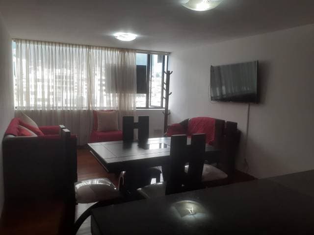 Renta Departamento 2 Dormitorios Amoblado — foto 2