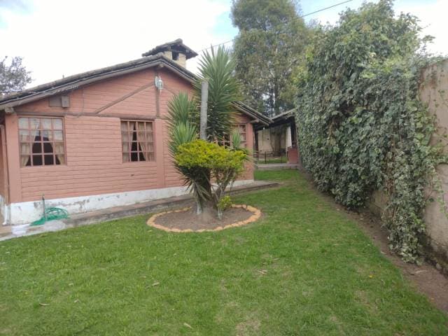 DE OPORTUNIDAD VENDO CASA AMPLIA Y ACOGEDORA — foto 2