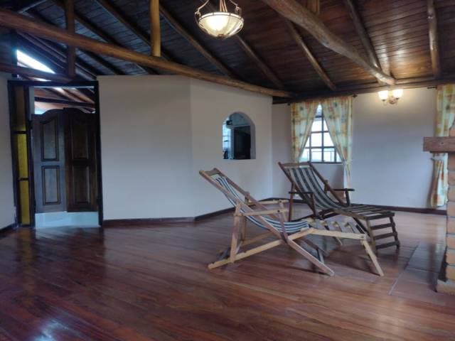 DE OPORTUNIDAD VENDO CASA AMPLIA Y ACOGEDORA — foto 4