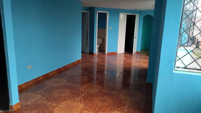GRANDE Y LINDO DEPARTAMENTO CERCA AL TERMINAL QUITUMBE — foto 3