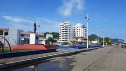 DEPARTAMENTO FRENTE AL MAR, OBRA BLANCA, BAHIA DE CARAQUEZ.