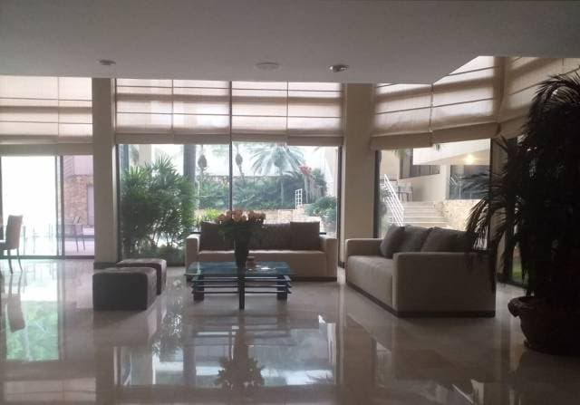 VENTA PRECIOSA CASA BIFAMILIAR EN OLIVOS 2 — foto 5