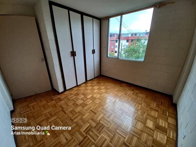 FLAMANTE DEPARTAMENTO, TODO SERVICIO — foto 6