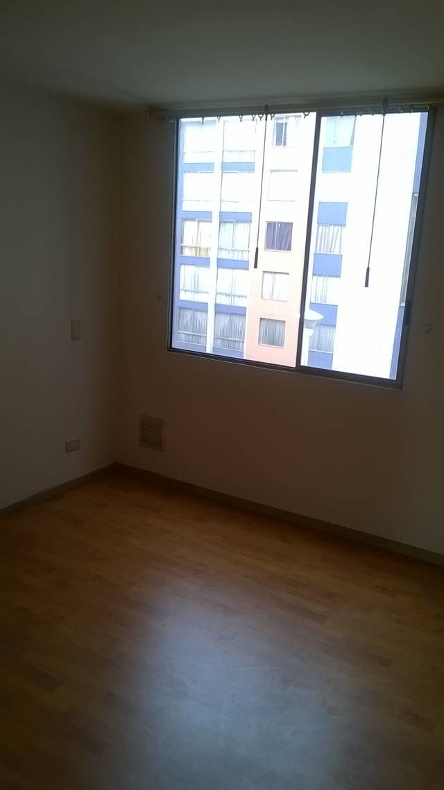 Amplio departamento 3 dormitorios 2 baños en conjunto privado. — foto 5