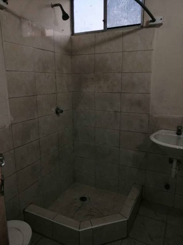 ALQUILO CASA EN LA PRIMERA ETAPA DE CIUDAD SANTIAGO — foto 6