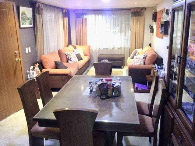 VENDO CASA DE 4 HABITACIONES EN CUENCA SECTOR MONAY SHOPING — foto 3
