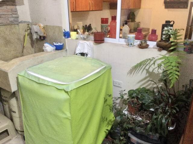 VENDO CASA DE 4 HABITACIONES EN CUENCA SECTOR MONAY SHOPING — foto 4