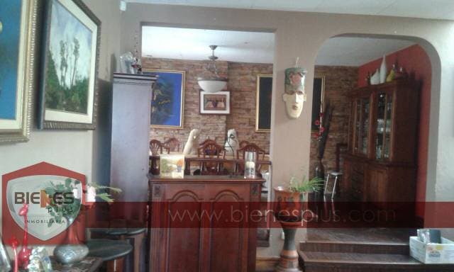 Casa de una  sola planta en sector privilegiado de Cuenca — foto 3