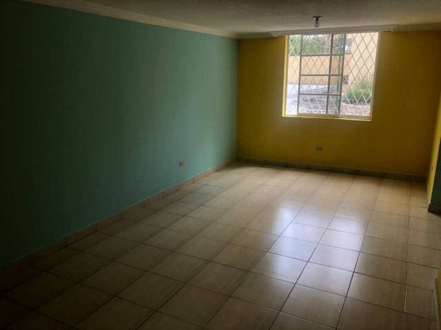 HERMOSA CASA EN VENTA EN MARIANITAS QUITO NORTE — foto 5