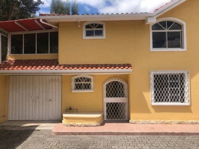 HERMOSA CASA EN VENTA EN MARIANITAS QUITO NORTE — foto 8