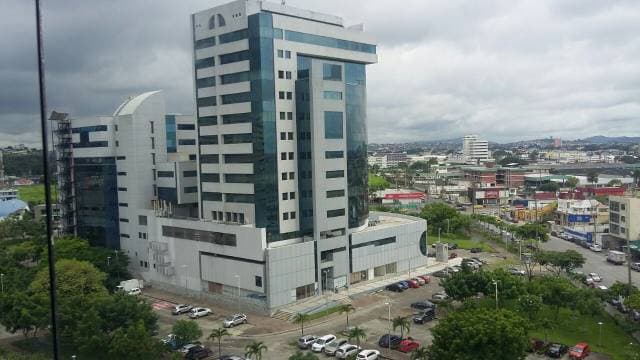 Hermosa Oficina en Alquiler en el Edificio Torres del Norte — foto 9
