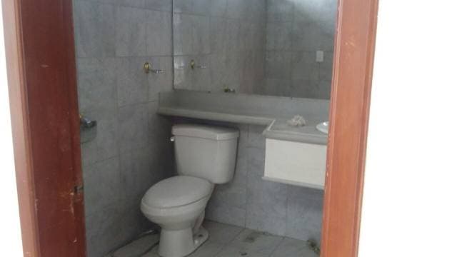 Alquilo Excelente Oficina Corporativa en el Edificio Torres del Norte — foto 6