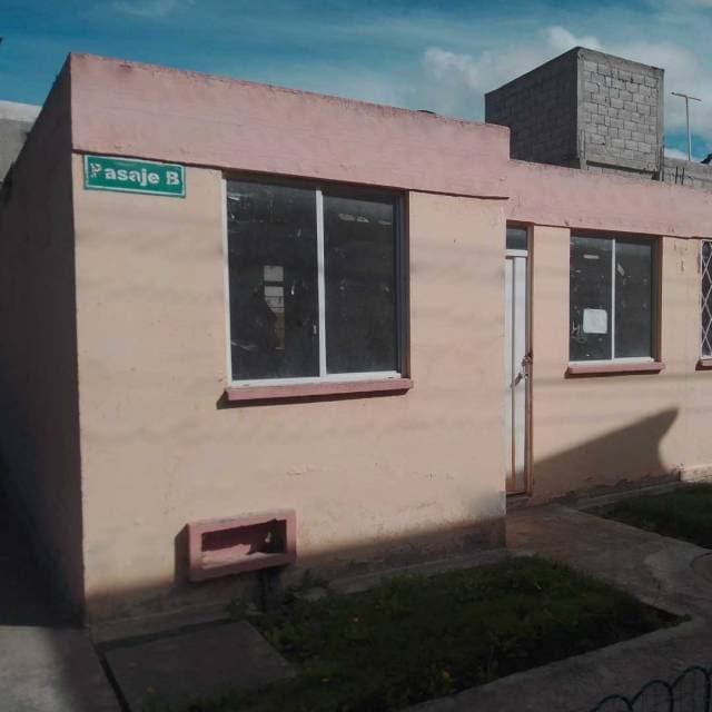 Casa barata en venta al norte de Quito — foto 1