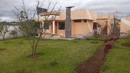 HERMOSA CASA CON AMPLIO TERRENO