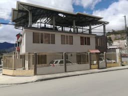 VENTA DE CASA RENTERA EN LOJA